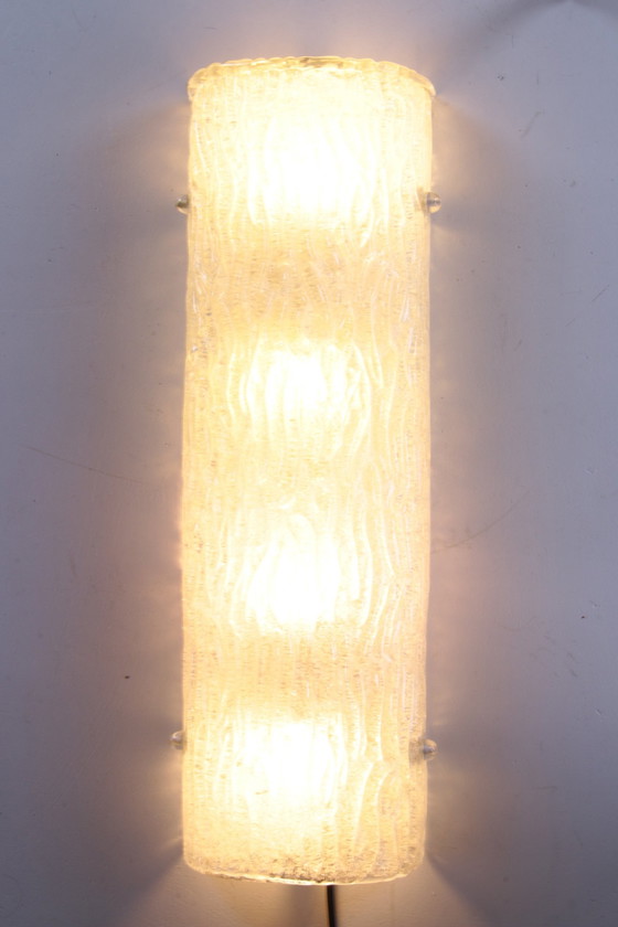 Image 1 of Ice Wandlampe von Hillebrand Stil 60 cm lang Hergestellt 1960