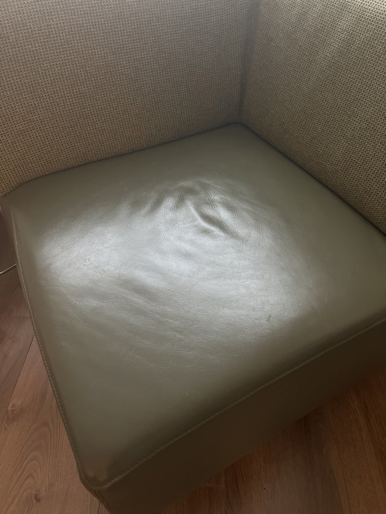 Image 1 of Montel Ecksessel