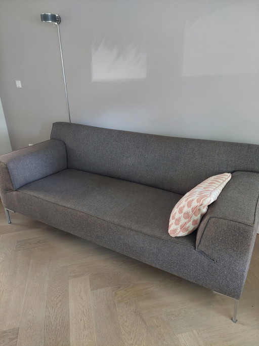 Design On Stock, 2,5-sitziges Sofa Bloq