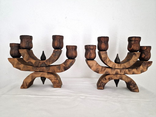 Paar Brutalistische Kerzenhalter Aus Holz