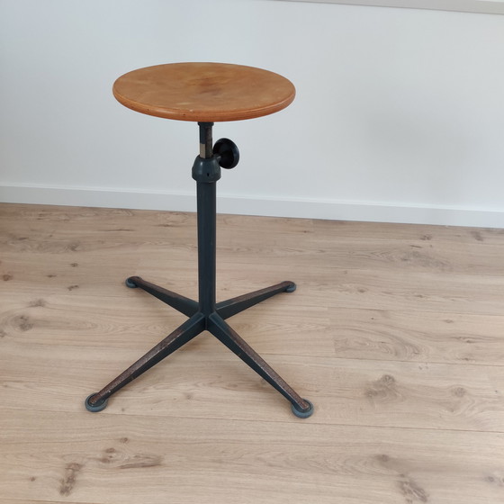 Image 1 of Ahrend Hocker von Friso Kramer