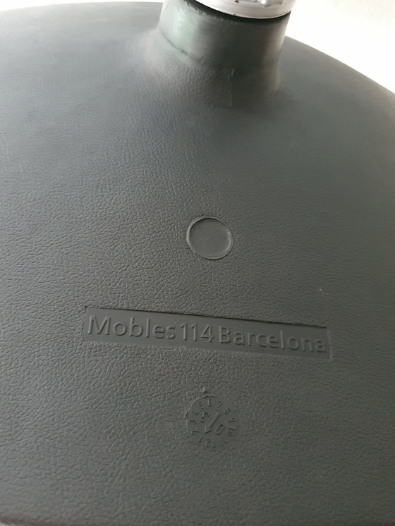 Image 1 of 4 Gimlet-Hocker, entworfen von Jorge Pensi für Mobles 114