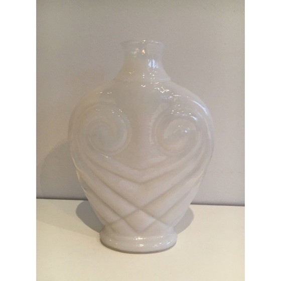 Image 1 of Vintage Eulenvase aus weißem Opalglas, 1970