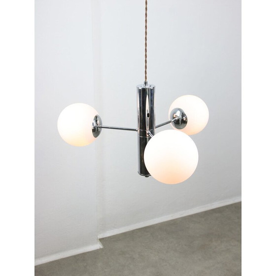 Image 1 of Vintage Sputnik-Kronleuchter in Chrom und Opalin, Italien 1970