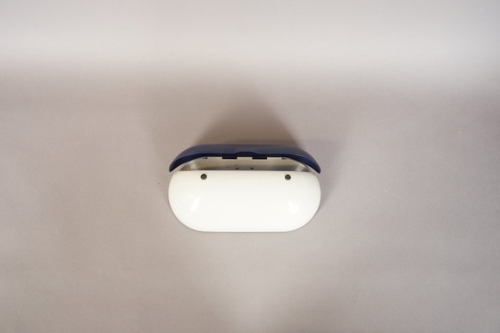 Image 1 of Kleiner pillenförmiger Vintage Schrank aus Zinn, 1970er 