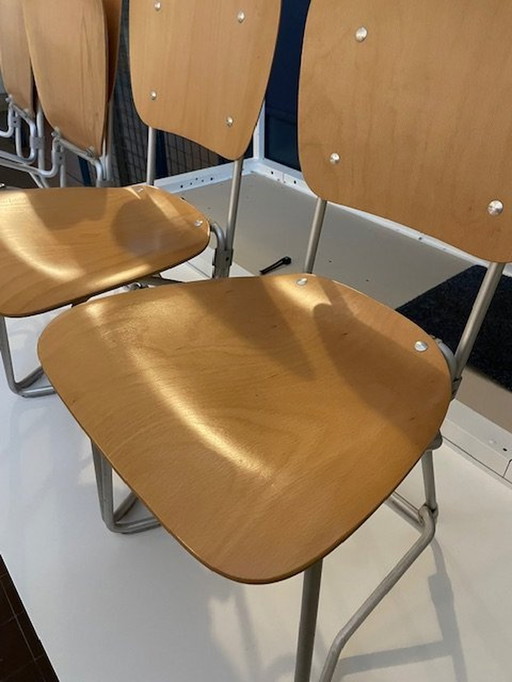 4x Aluflex Horizontal-Stapelstühle