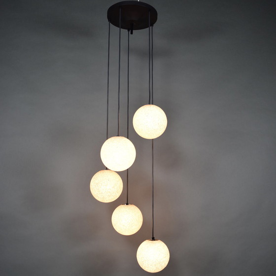 Image 1 of Schöner Kronleuchter mit fünf Kugeln