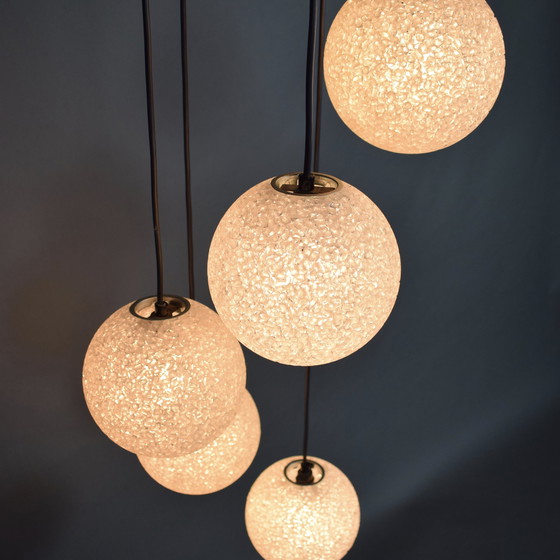 Image 1 of Schöner Kronleuchter mit fünf Kugeln