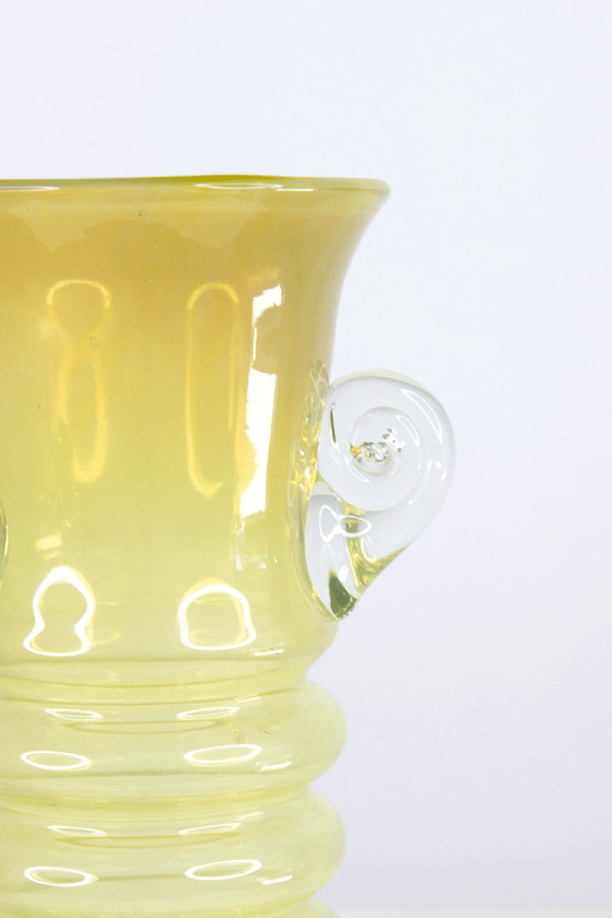 Image 1 of Gelbe Glasvase von Jerzy Słuczan-Orkusz