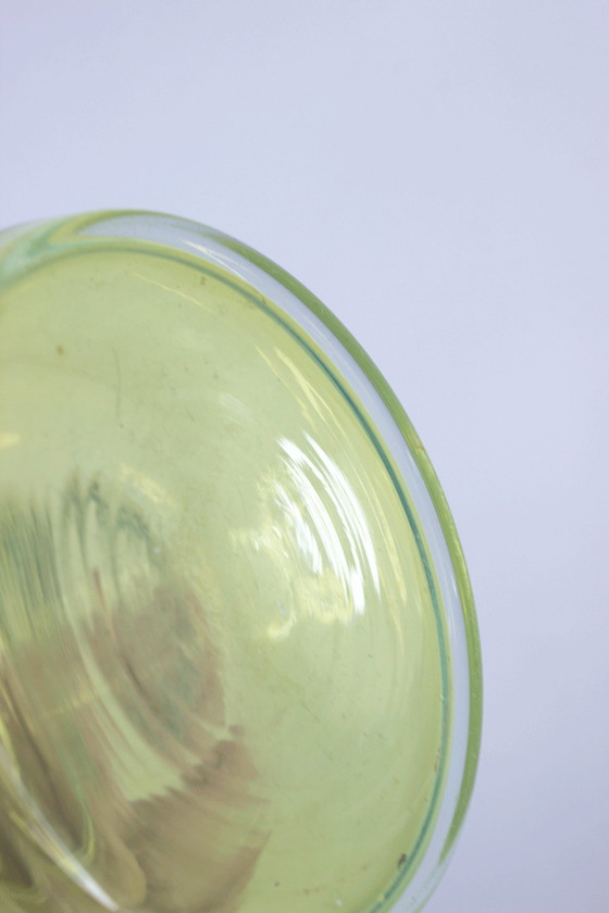 Image 1 of Gelbe Glasvase von Jerzy Słuczan-Orkusz