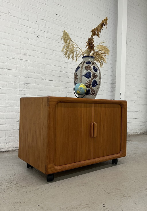 Sideboard aus Teakholz, Dyrlund Dänemark