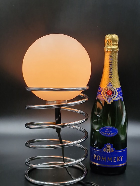 Image 1 of Woja, spiralförmige Tischleuchte