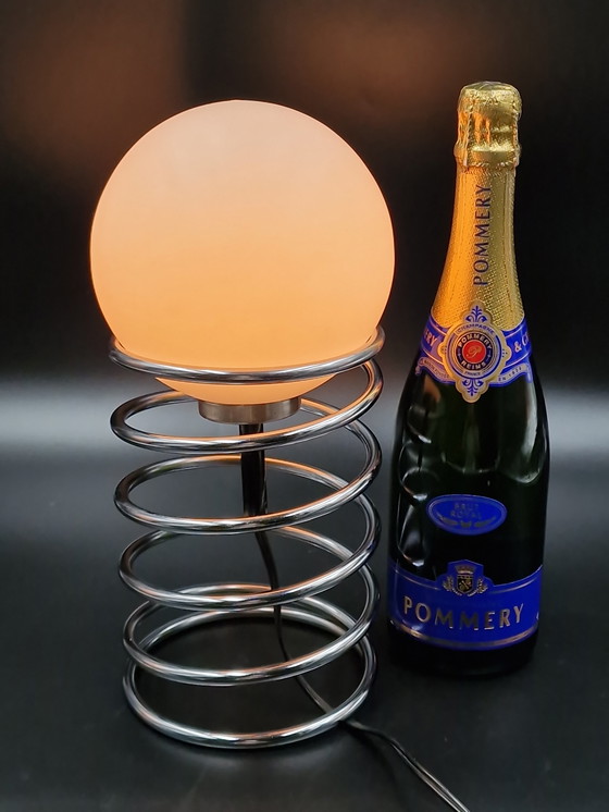 Image 1 of Woja, spiralförmige Tischleuchte