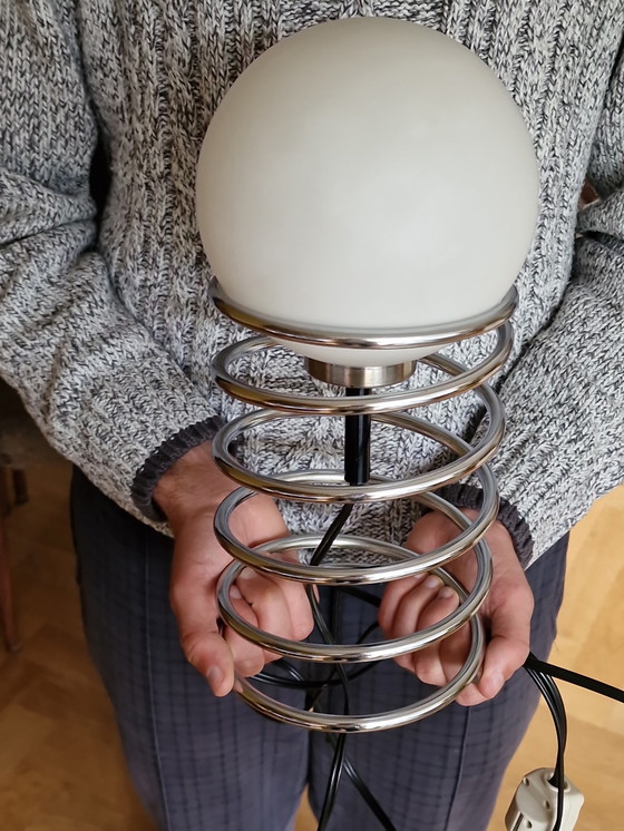 Image 1 of Woja, spiralförmige Tischleuchte