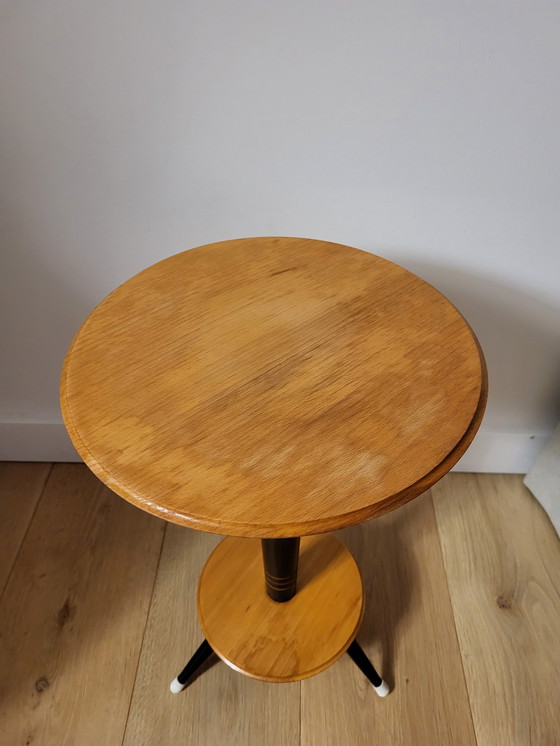 Image 1 of Dreibeiniger Vintage Pflanzenständer oder Tisch mit 2 Regalen