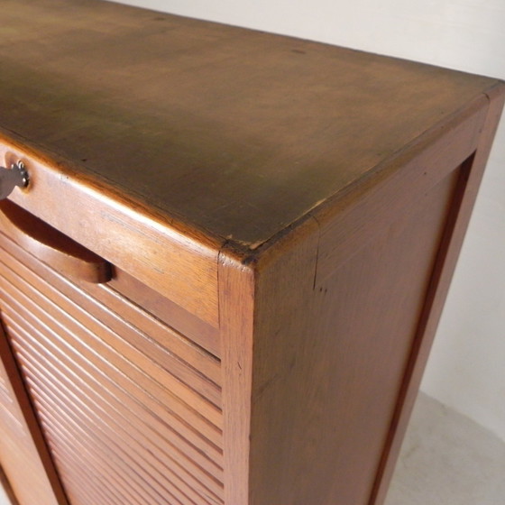 Image 1 of Rollladenschrank aus Eiche mit 2 Rollläden, 181 cm hoch