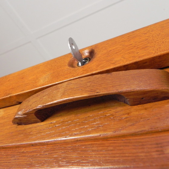 Image 1 of Rollladenschrank aus Eiche mit 2 Rollläden, 181 cm hoch