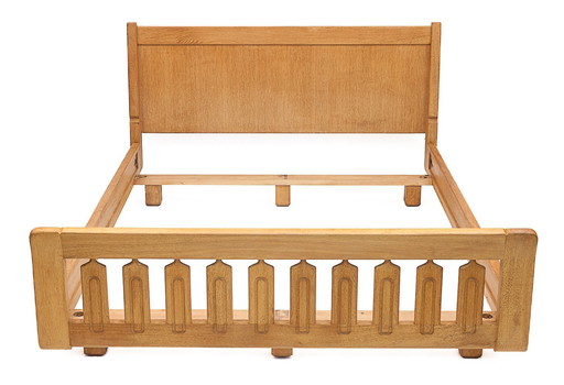 Bett Von Guillerme Und Chambron