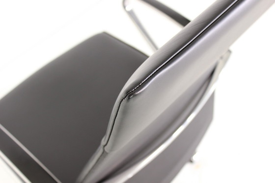 Image 1 of As New! Art Collection Executive Desk Chair / Schreibtischstuhl in Leather, Chrome, and Aluminum