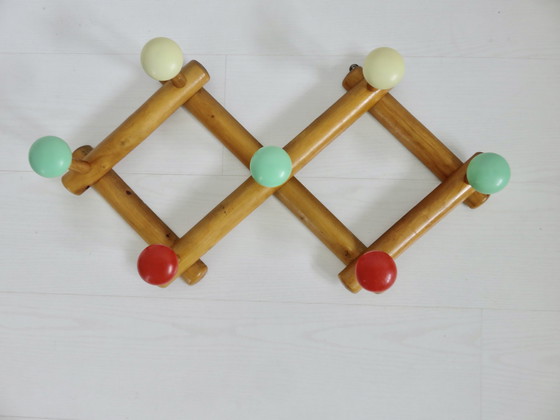 Image 1 of Garderobenständer Akkordeon Kugeln Farbe 60er Jahre