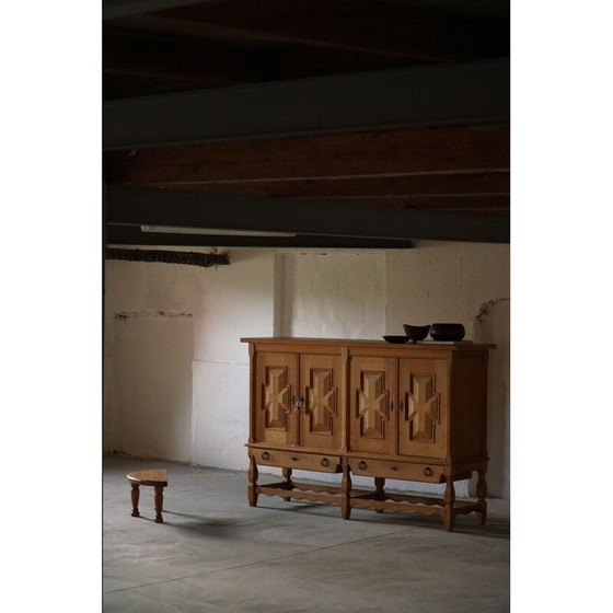 Image 1 of Brutalistisches Vintage-Sideboard aus massiver Eiche, Dänemark 1950