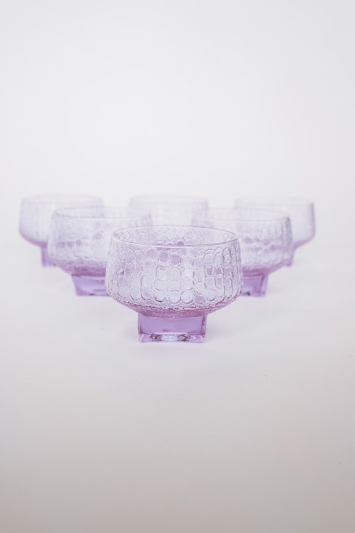 Italienische lilafarbene Coupes 1970er