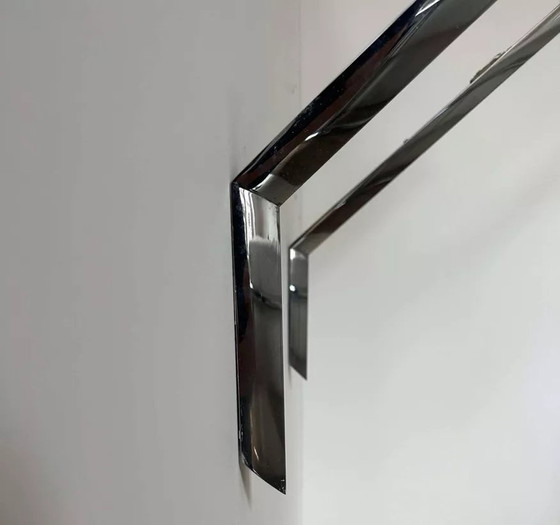 Image 1 of 2X Modernistische Vintage Wandleuchte aus verchromtem Metall, Frankreich 1970