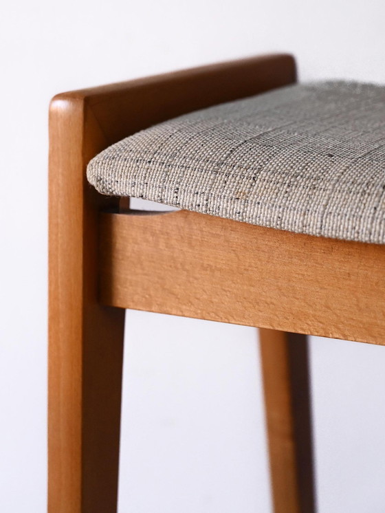 Image 1 of Vintage Fußhocker