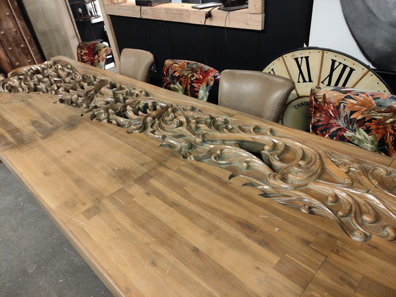 Image 1 of Handgemacht - handwerklicher Tisch aus Teakholz.