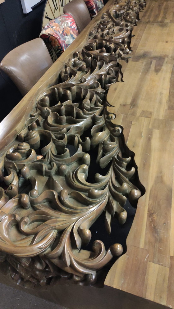 Image 1 of Handgemacht - handwerklicher Tisch aus Teakholz.