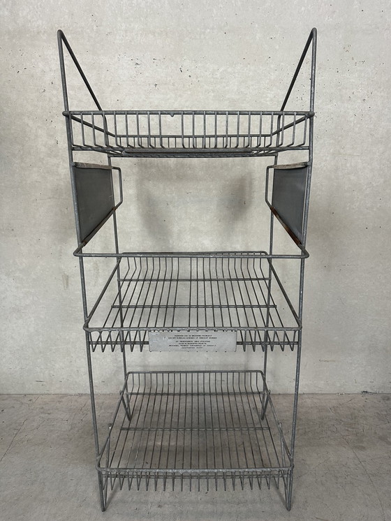 Image 1 of Vintage Industrial Rack - Drahtstruktur