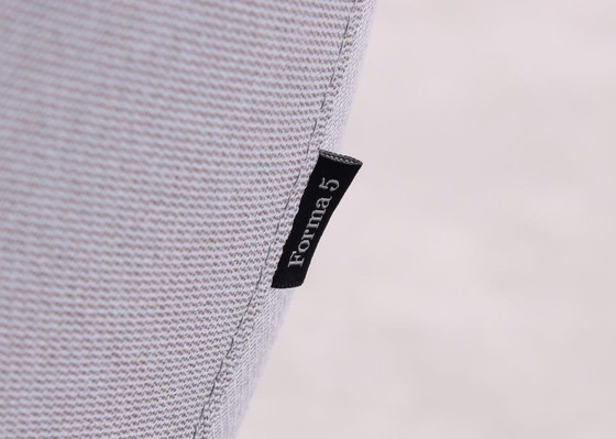 Image 1 of Forma 5 Bow Sessel grau