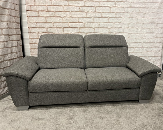 Image 1 of Henders & Hazel 2X3 Sitzer Sofa + Schlafsofa