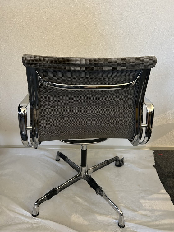 Image 1 of Vitra- Ea108