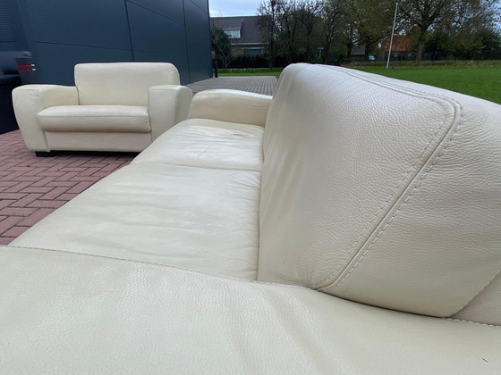 Image 1 of Schönes Echtleder 3 + 1,5 Sitzer Sofa Set