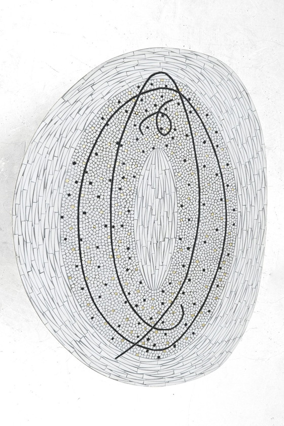 Image 1 of Antiker Mosaik-Couchtisch