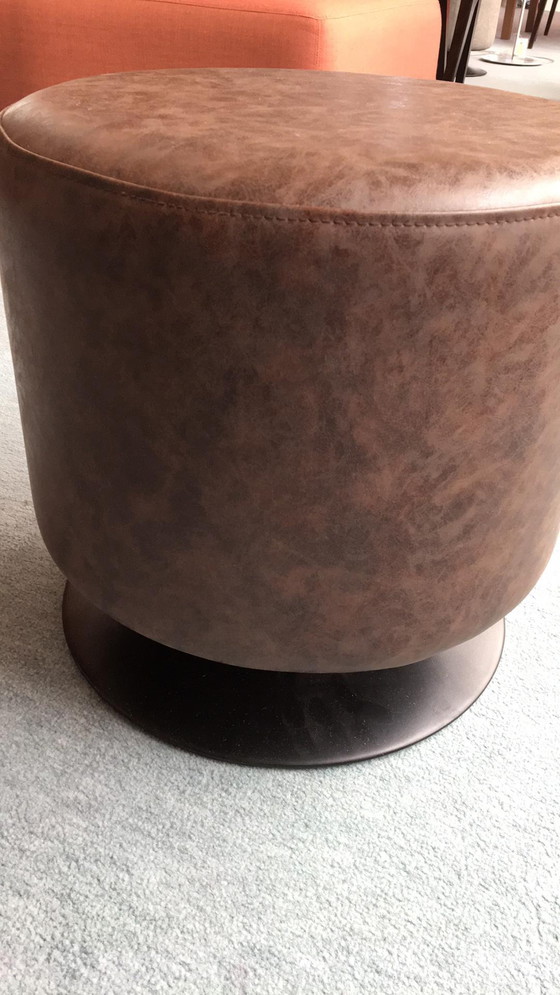 Image 1 of Drehhocker