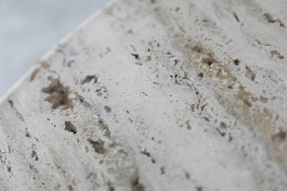 Image 1 of Runder Niedriger Tisch Aus Travertin