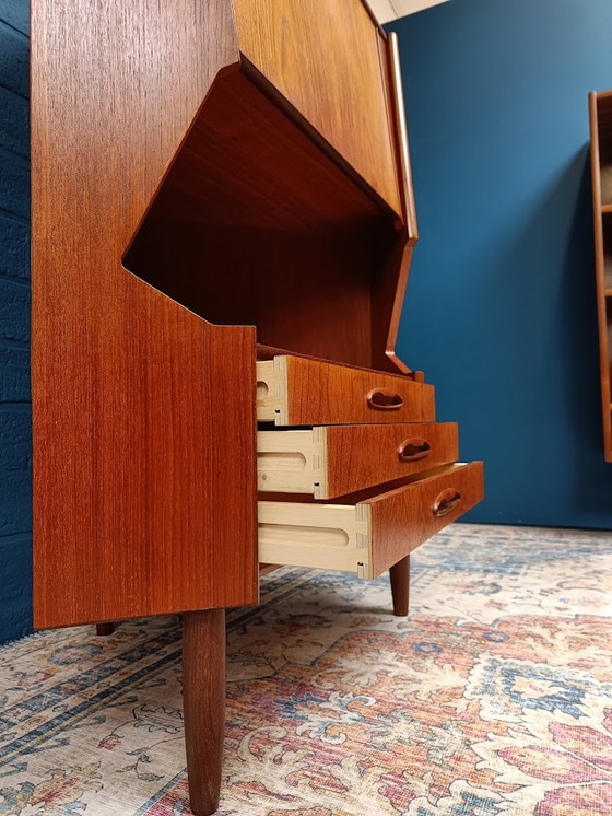 Image 1 of Vintage-Eckschrank / Barschrank