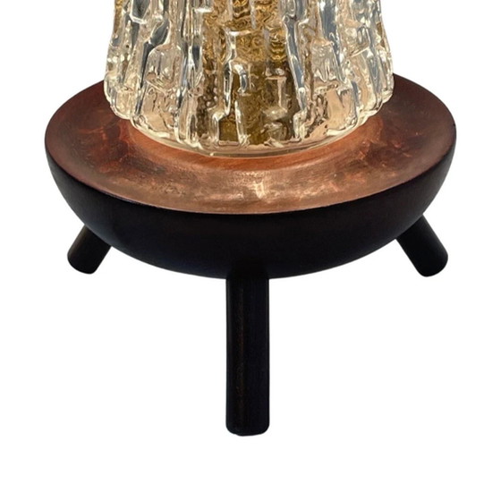 Image 1 of 1950er Jahre – Tischlampe mit Teakholzsockel und Glasschirm