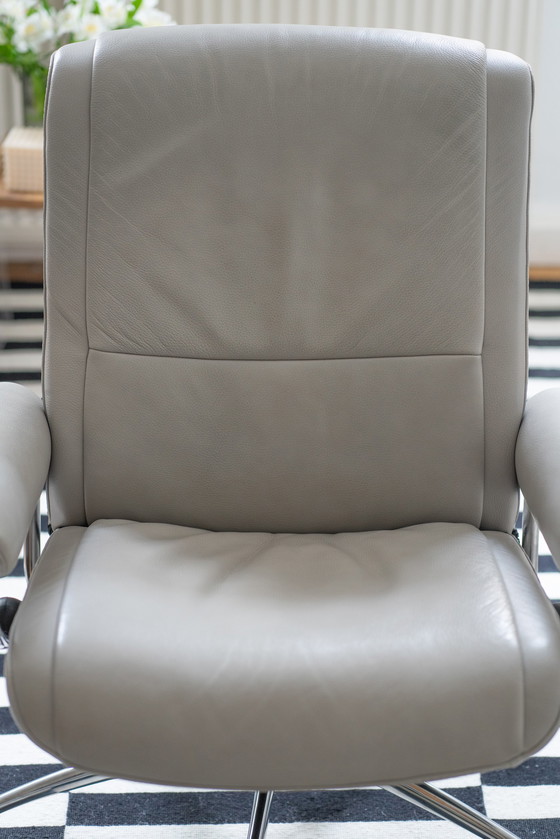 Image 1 of Stressless Paris Star Low Back fauteuil