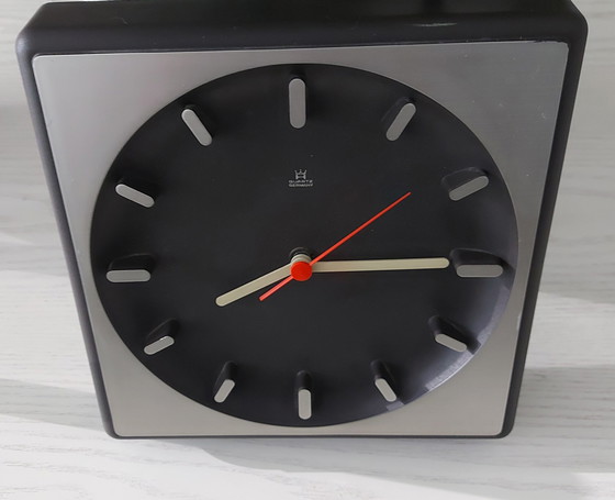 Image 1 of Quarzuhr Aachen Deutschland Bauhaus