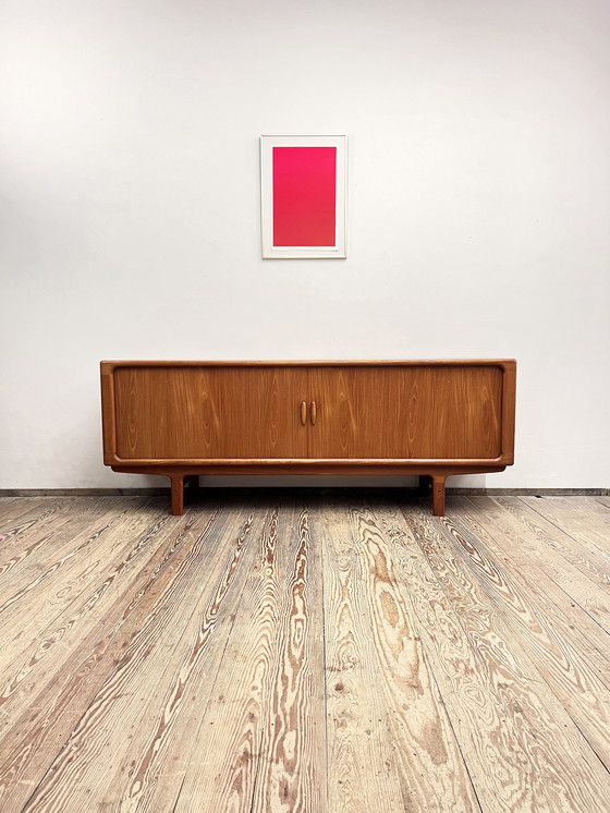 Image 1 of Mid Century Modernes dänisches Teakholz-Sideboard mit Tambour-Türen von Dyrlund, Dänemark