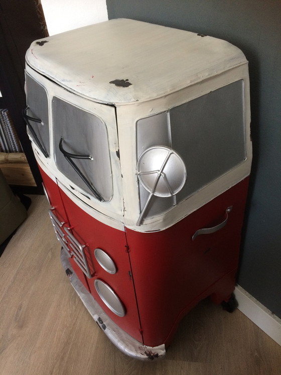 Image 1 of Peace and Love Dressoir, Design Kare