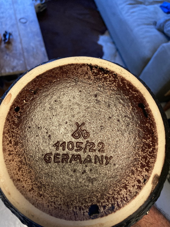 Image 1 of Westdeutschland Vase Lavaglasur braun/beige