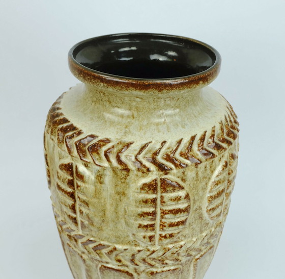 Image 1 of 1960er Jahre Bay Keramik Bodenvase 72 40 Vase mit Reliefmuster
