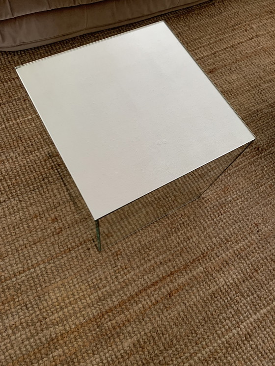 Image 1 of Fest Tintin Beistelltisch