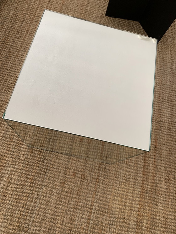 Image 1 of Fest Tintin Beistelltisch