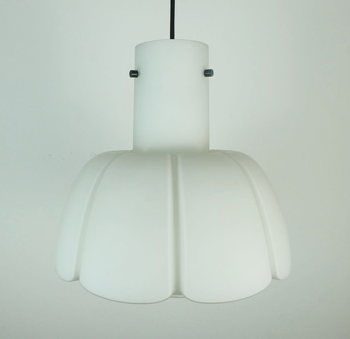 große glashütte limburg PENDANT LIGHT weiß blumenförmiges opalglas schirm