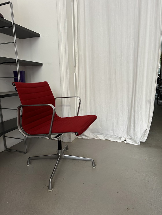 Image 1 of Herman Miller Ray eames EA108 Liege